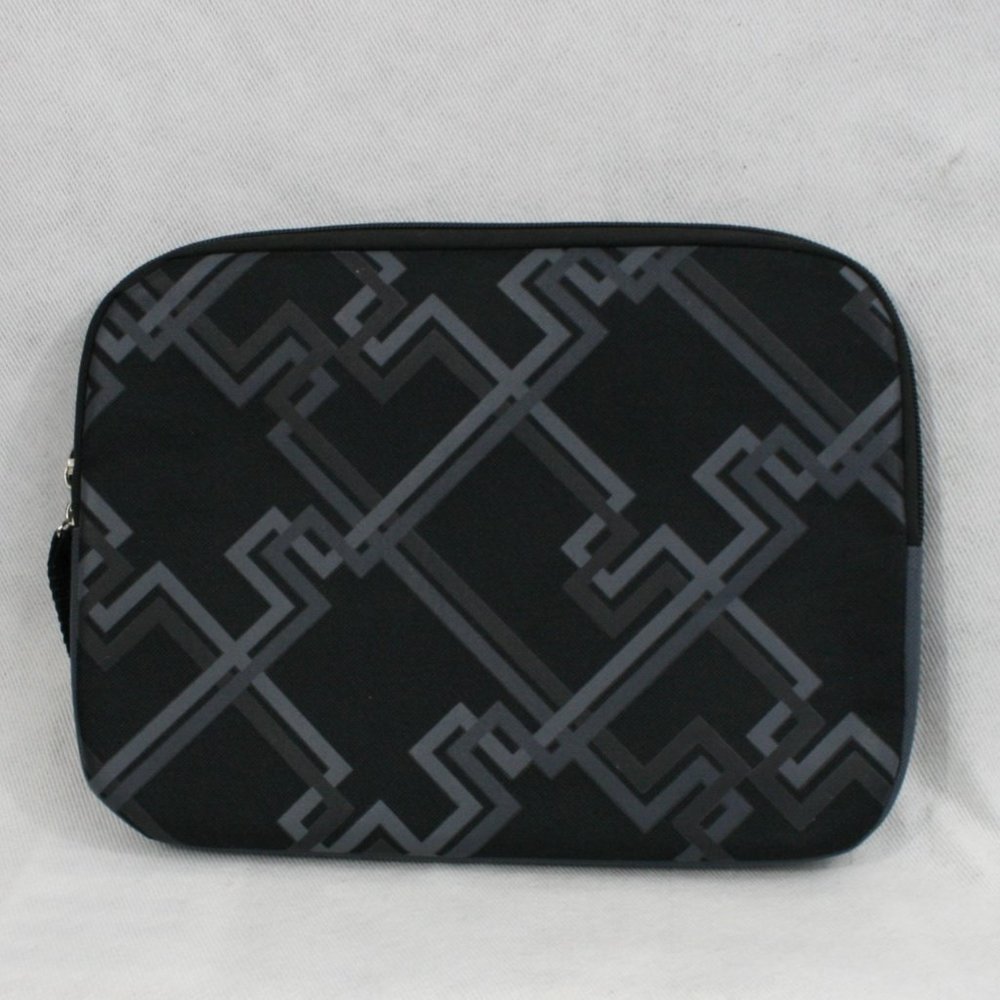 IPad Padded Carrying Case Black & Gray w/ Zipper Closure